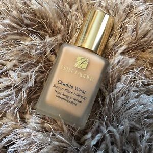 Estée Lauder Double Wear Foundation